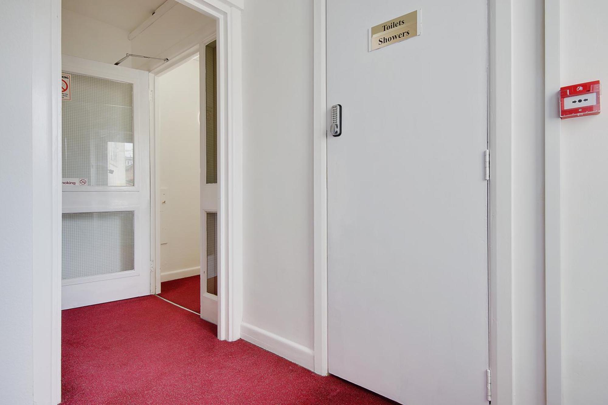 Serenity Hotel Борнмут Экстерьер фото